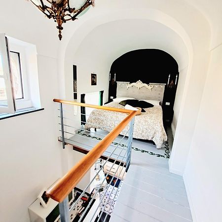 La Dependance 698 Apartment Torre del Greco Luaran gambar